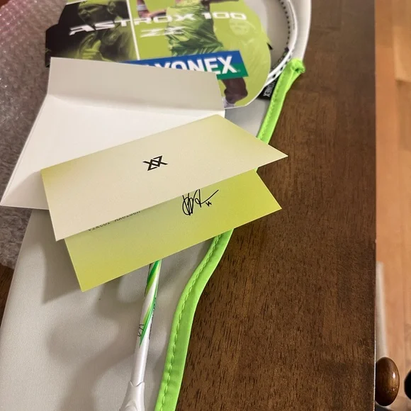 Yonex Astrox Racket - Lime and White - Picture 5 of 5